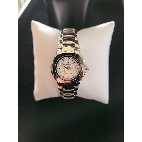 Charles Dumont watch —No 3263 Water-Resistant Quartz Movement, Steel Case 25mm - Picture 3 of 10